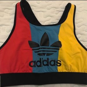 Adidas sports bra size M